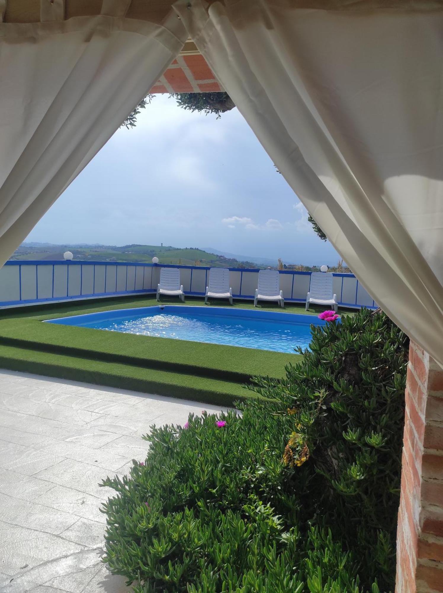 B&B Gli Amici Del Tubarello Roseto Degli Abruzzi Exterior photo